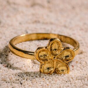 Eternal Flower Ring